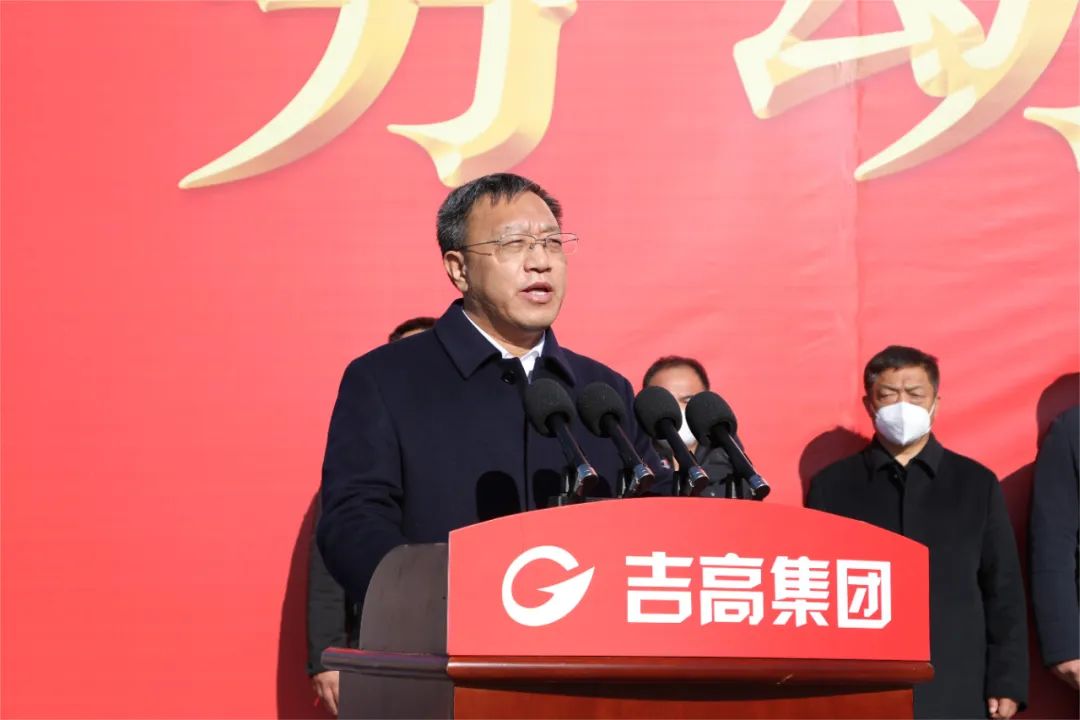 2022年“建功十四五、奋进新征程”劳动技能竞赛开赛5.jpg